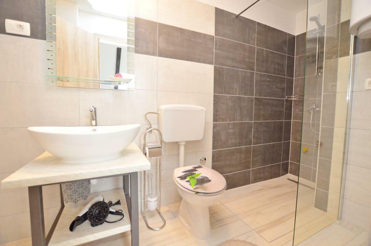 Apartments Viktoria Lovran Extérieur photo